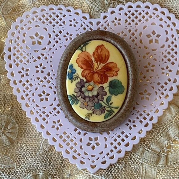 Vintage Austrian transferwear floral pin wood - Picture 3 of 6